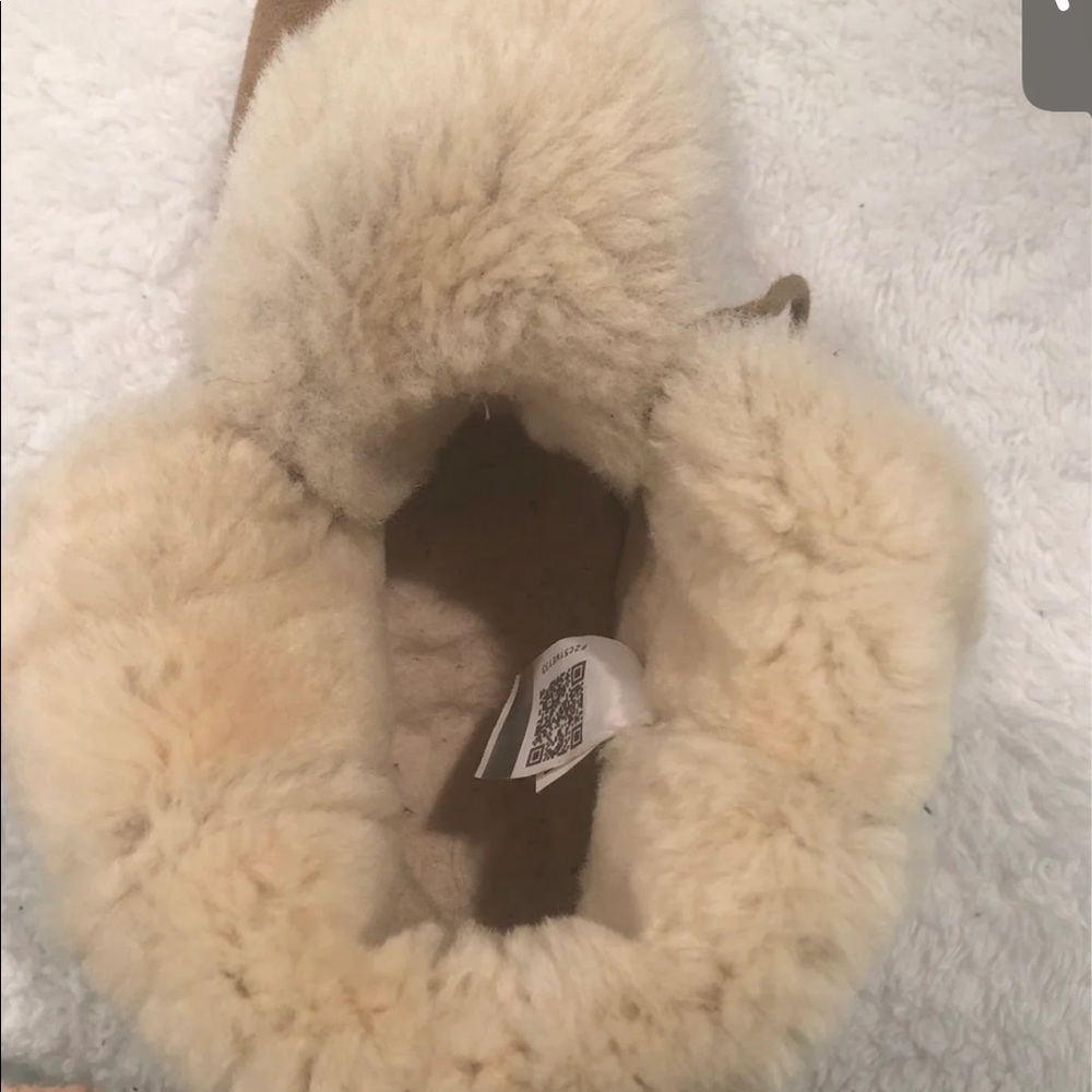 Chestnut Uggs - image 5